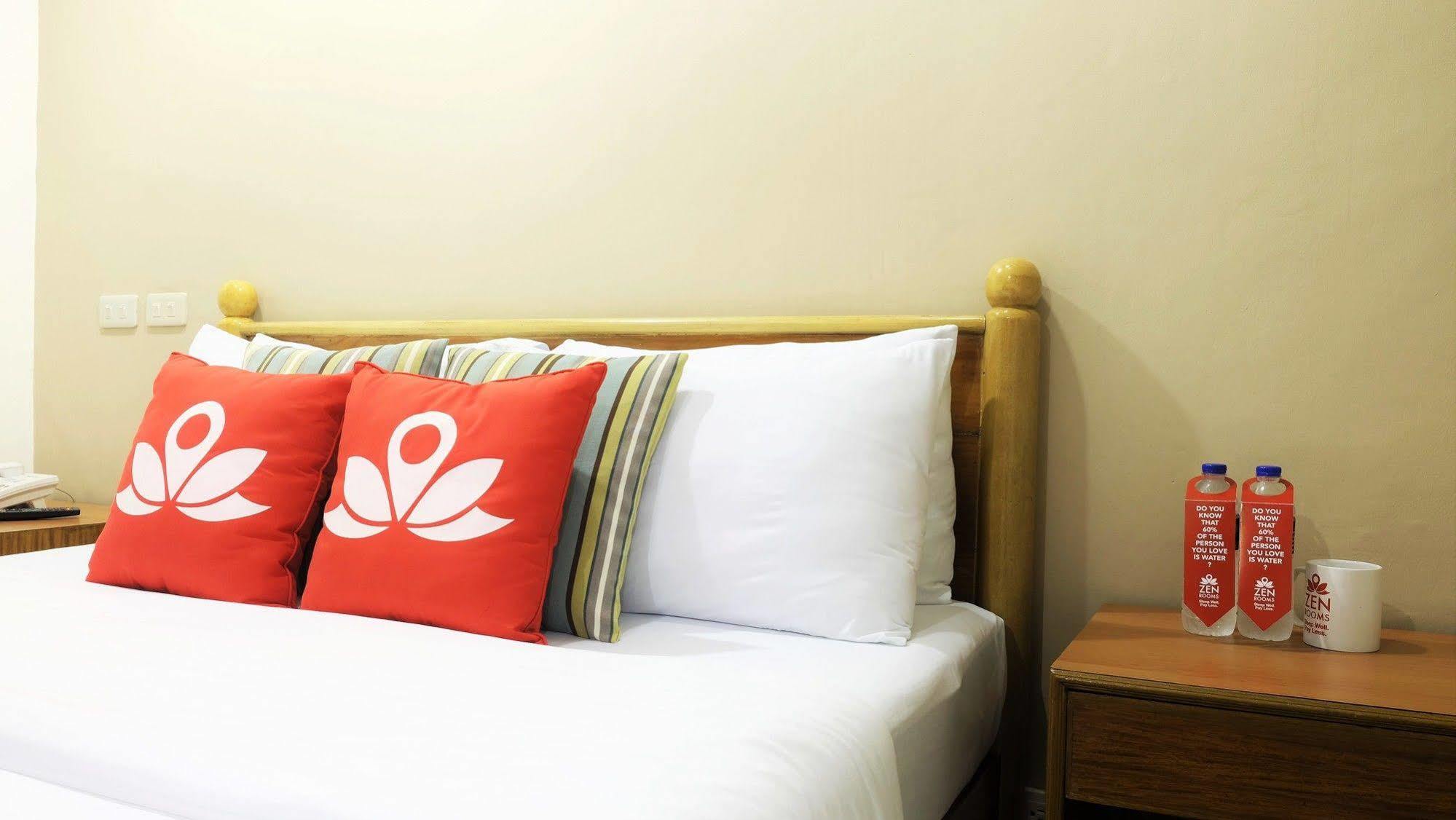 Zen Rooms Ninoy Aquino Airport Paranaque City Exterior photo